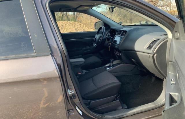 Photo 5 from auction – 2019 MITSUBISHI OUTLANDER with VIN JA4AP3AUXKU009667