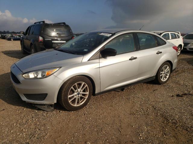 FORD FOCUS S 2015 with VIN 1FADP3E23FL305739 - Photo from auction