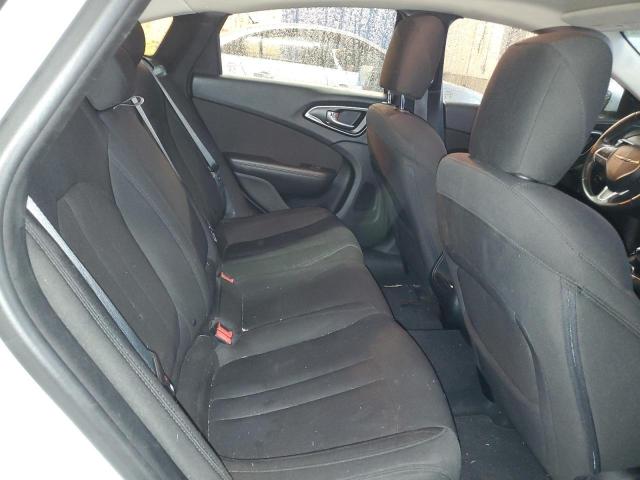 Photo 10 from auction – 2015 CHRYSLER 200 LIMITE with VIN 1C3CCCAB9FN675996