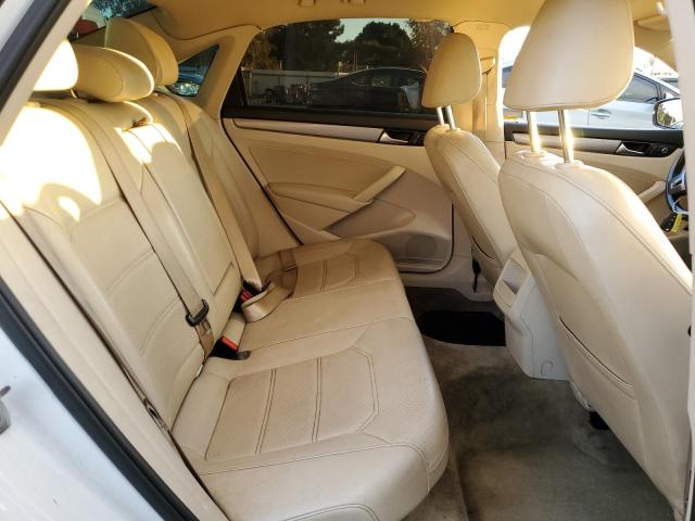 Photo 10 from auction – 2015 VOLKSWAGEN PASSAT S with VIN 1VWAT7A33FC094134