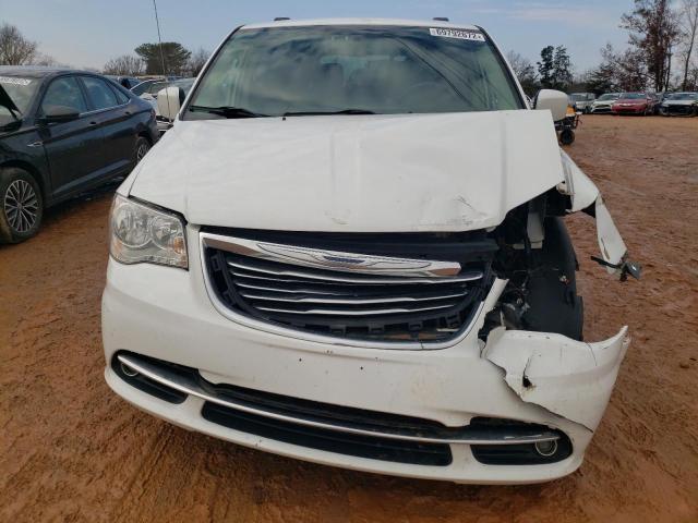 Photo 5 from auction – 2016 CHRYSLER TOWN & COU with VIN 2C4RC1BG0GR269968