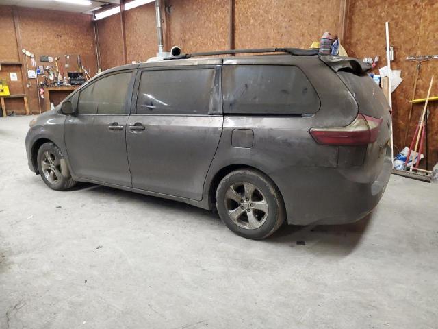 Photo 2 from auction – 2015 TOYOTA SIENNA LE with VIN 5TDKK3DC5FS544279