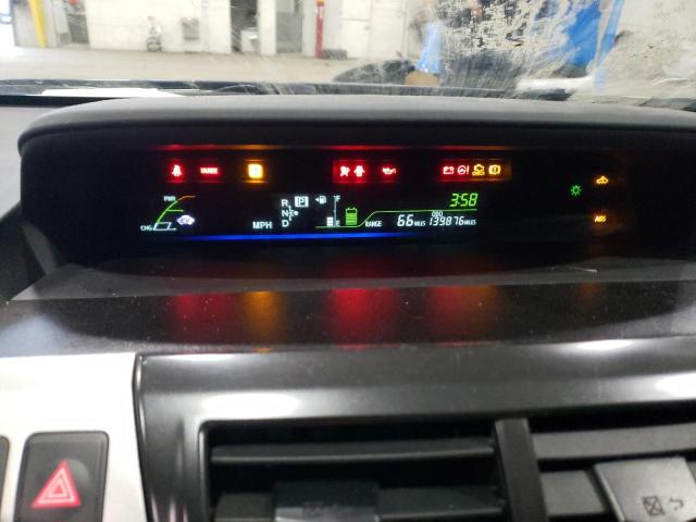 Photo 9 from auction – 2013 TOYOTA PRIUS V with VIN JTDZN3EU1D3206213