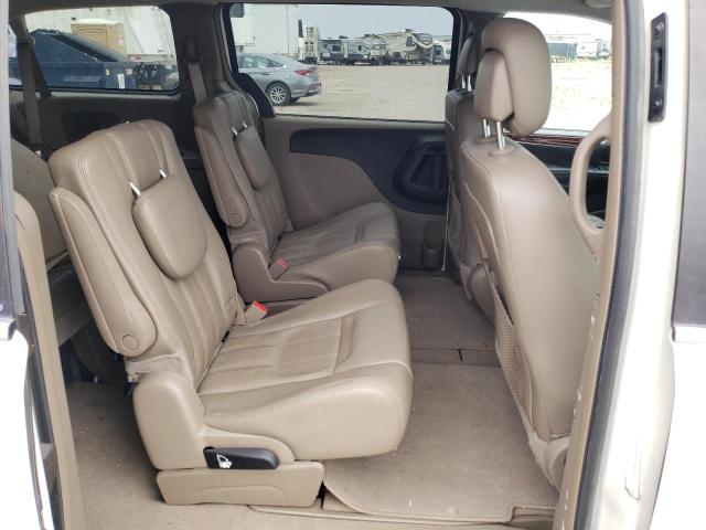 Photo 11 from auction – 2013 CHRYSLER TOWN & COU with VIN 2C4RC1BG4DR605102