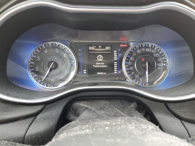 Photo 9 from auction – 2015 CHRYSLER 200 LIMITE with VIN 1C3CCCAB6FN642065