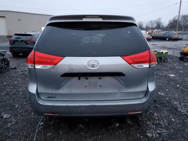Photo 6 from auction – 2011 TOYOTA SIENNA with VIN 5TDZK3DC8BS079621