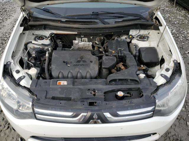 صورة رقم 12 من المزاد - 2014 MITSUBISHI OUTLANDER مع VIN JA4AD3A32EZ019908