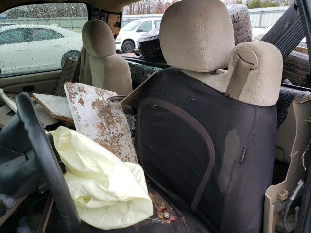 Photo 10 from auction – 2005 CHEVROLET SILVERADO with VIN 1GCEC14X85Z174749