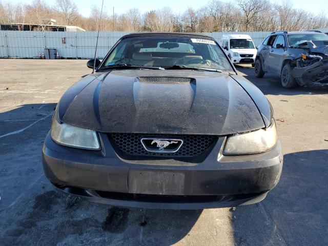 Photo 5 from auction – 2000 FORD MUSTANG with VIN 1FAFP4442YF165752