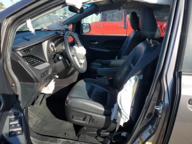 Photo 7 from auction – 2016 TOYOTA SIENNA SE with VIN 5TDXK3DC8GS709135