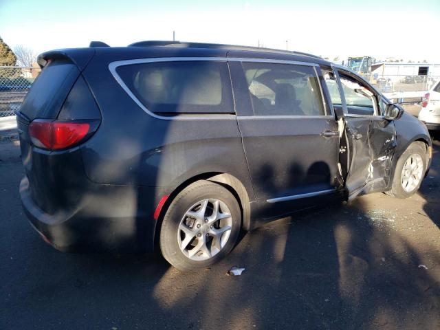 Photo 3 from auction – 2017 CHRYSLER PACIFICA T with VIN 2C4RC1BG9HR777101