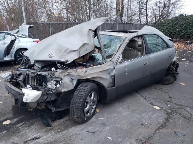 LEXUS ES 300 1998 with VIN JT8BF28G3W5034075 - Photo from auction