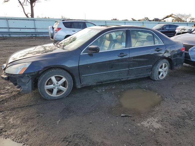 HONDA ACCORD EX 2004 with VIN JHMCM56774C011261 - Photo from auction