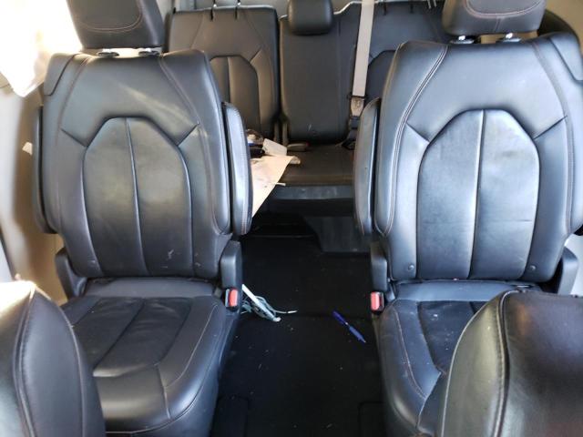 Photo 10 from auction – 2017 CHRYSLER PACIFICA T with VIN 2C4RC1BG9HR777101