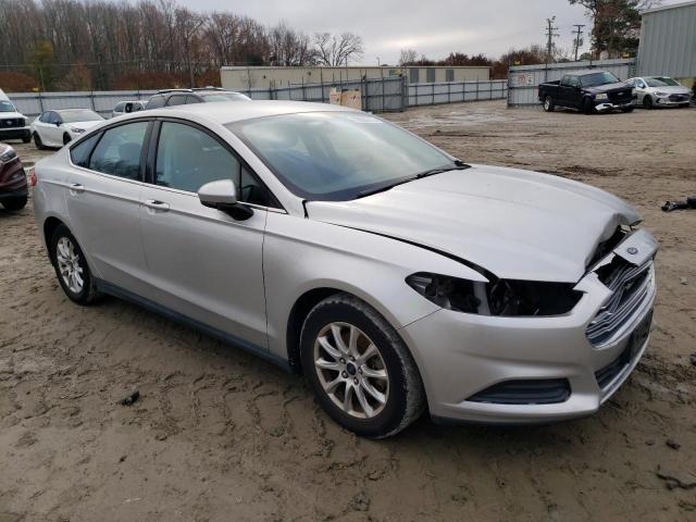 Photo 4 from auction – 2015 FORD FUSION S with VIN 3FA6P0G77FR242663