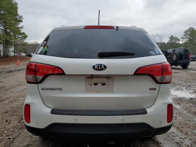 Photo 6 from auction – 2015 KIA SORENTO LX with VIN 5XYKTDA79FG571184