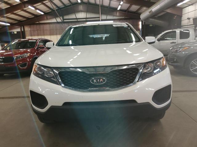 Photo 5 from auction – 2013 KIA SORENTO LX with VIN 5XYKTDA61DG365071