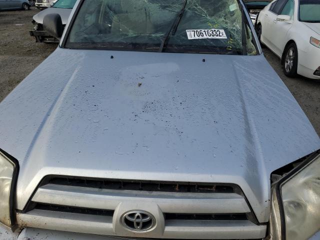 Photo 12 from auction – 2004 TOYOTA 4RUNNER SR with VIN JTEZU14R440040349