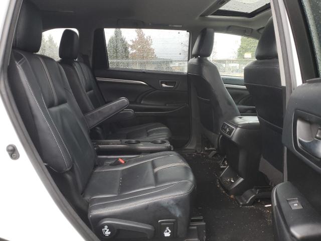 Photo 11 from auction – 2018 TOYOTA HIGHLANDER with VIN 5TDJZRFH4JS561974