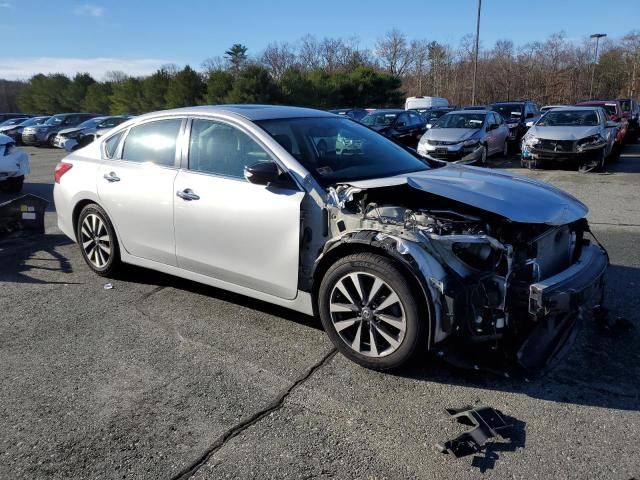 Photo 4 from auction – 2017 NISSAN ALTIMA 2.5 with VIN 1N4AL3AP5HC231548