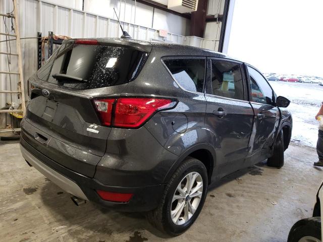 Photo 3 from auction – 2019 FORD ESCAPE SE with VIN 1FMCU0GD5KUB99449