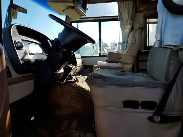 Photo 5 from auction – 1998 FLEETWOOD PACE ARROW with VIN 3FCMF53G7VJA26073