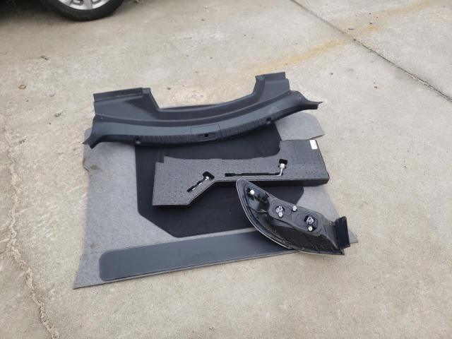 Photo 12 from auction – 2011 MAZDA 3 S with VIN JM1BL1W57B1400403
