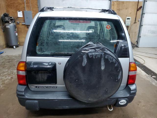 Photo 6 from auction – 2002 CHEVROLET TRACKER with VIN 2CNBJ13C826902211