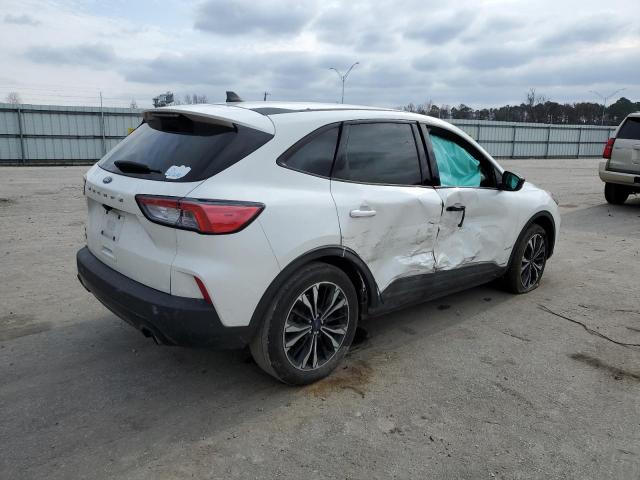 Photo 3 from auction – 2022 FORD ESCAPE SE with VIN 1FMCU0G60NUA30574