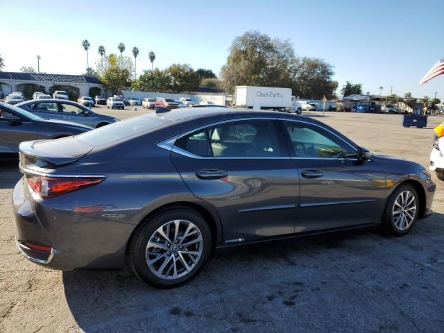 Photo 3 from auction – 2022 LEXUS ES 300H BA with VIN 58ACA1C19NU025973