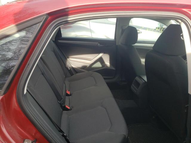 Photo 10 from auction – 2015 VOLKSWAGEN PASSAT S with VIN 1VWAT7A33FC010717