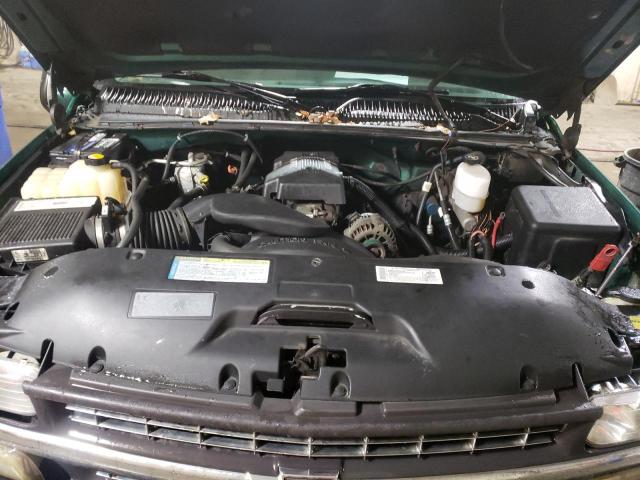 Photo 11 from auction – 2000 CHEVROLET SILVERADO with VIN 1GCGK29U4YE299517