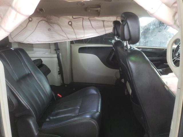Photo 11 from auction – 2014 CHRYSLER TOWN & COU with VIN 2C4RC1BG2ER399814