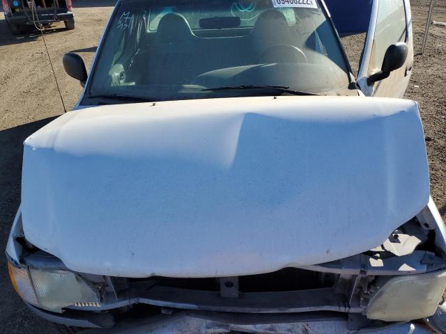 Photo 11 from auction – 2000 FORD F150 with VIN 1FTZF1729YNB24897