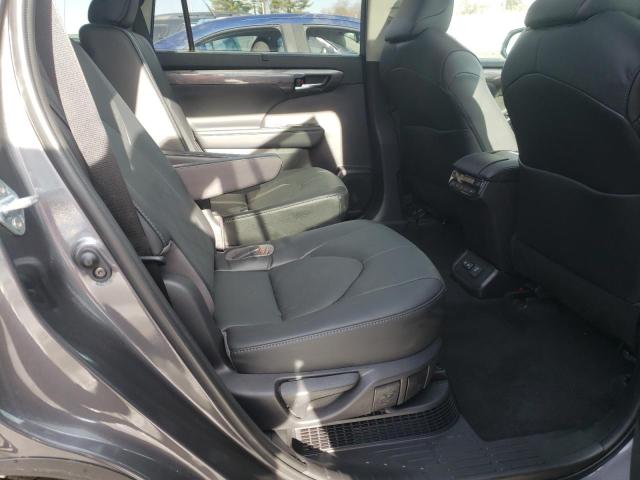 Foto 11 de la subasta – 2022 TOYOTA HIGHLANDER con VIN 5TDEBRCH1NS075722