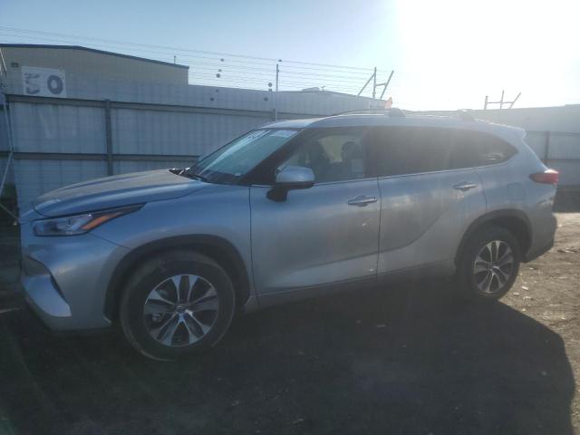 TOYOTA HIGHLANDER 2020 with VIN 5TDHZRAH6LS014309 - Photo from auction