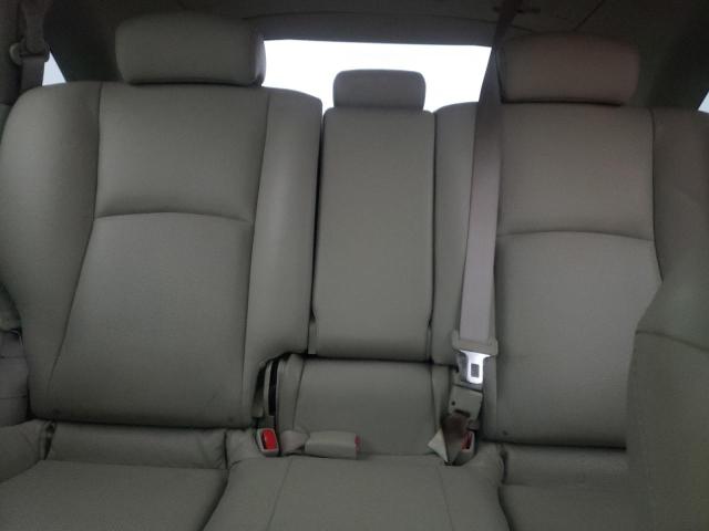 Photo 10 from auction – 2004 INFINITI FX45 with VIN JNRBS08W24X401400
