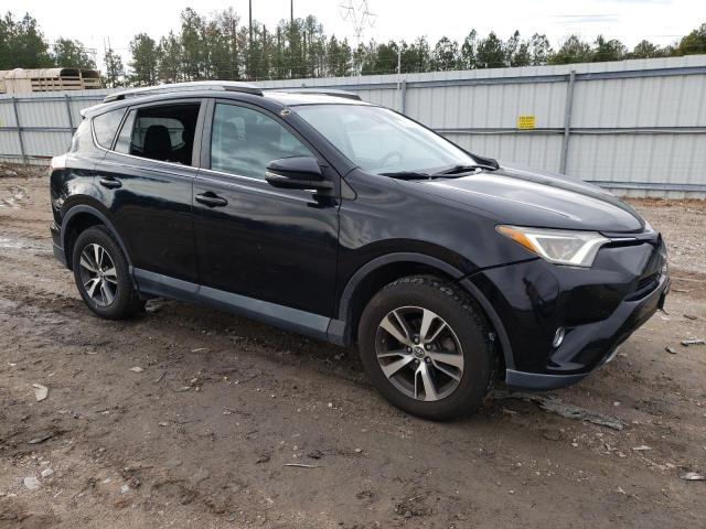 Photo 4 from auction – 2017 TOYOTA RAV4 XLE with VIN 2T3RFREV9HW611389