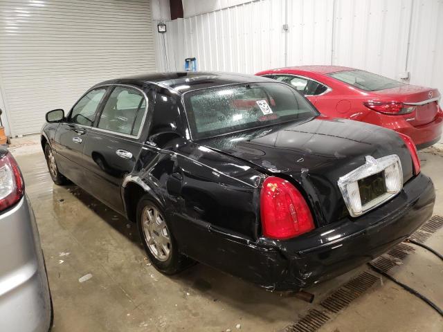 Photo 2 from auction – 2000 LINCOLN TOWN CAR S with VIN 1LNHM82W0YY859962