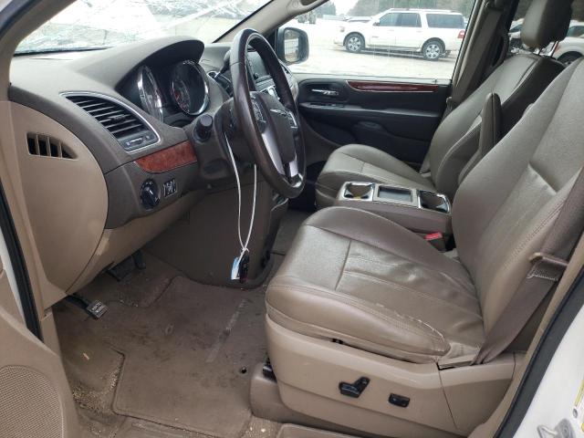 Photo 7 from auction – 2013 CHRYSLER TOWN & COU with VIN 2C4RC1BG4DR605102