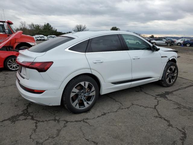 Zdjęcie 3 z aukcji – 2020 AUDI E-TRON SPO z VIN WA12ABGE5LB032271