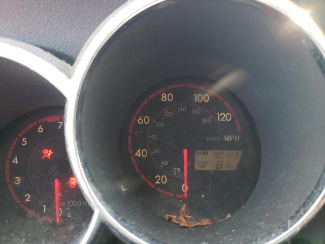 Photo 9 from auction – 2004 TOYOTA MATRIX with VIN 2T1KR32E74C239579