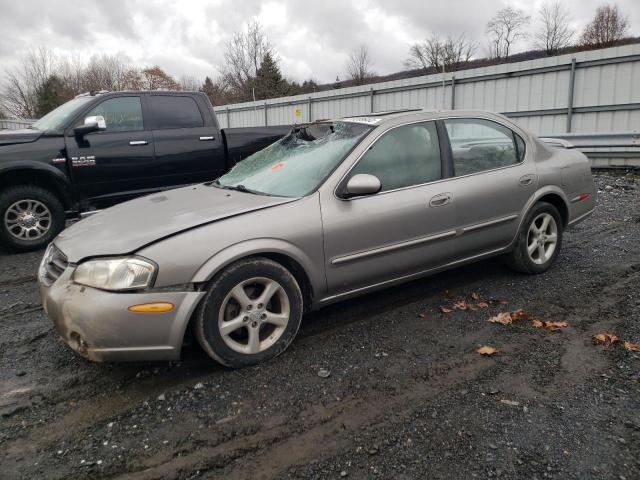 NISSAN MAXIMA GLE 2000 with VIN JN1CA31D4YT708231 - Photo from auction