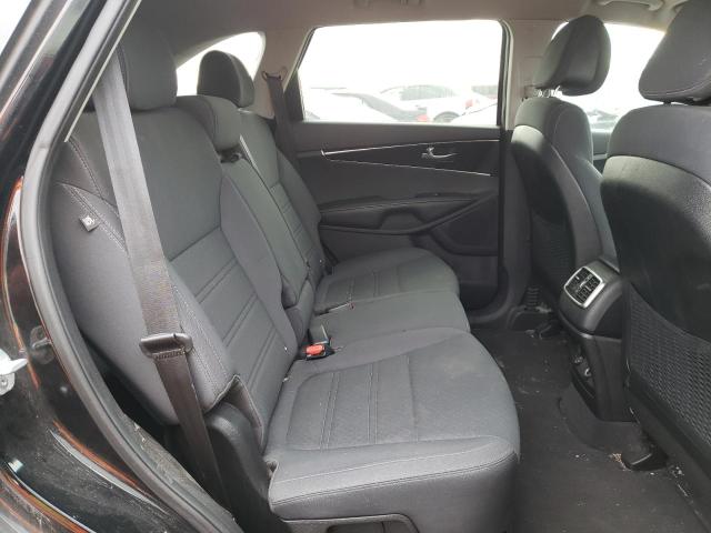 Photo 11 from auction – 2016 KIA SORENTO LX with VIN 5XYPGDA57GG094152