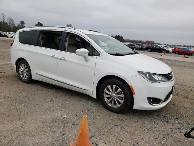 Photo 4 from auction – 2018 CHRYSLER PACIFICA T with VIN 2C4RC1BG2JR217118