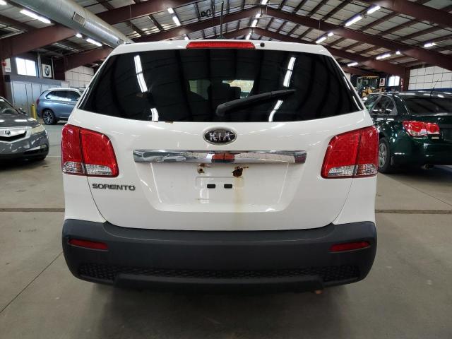 Photo 6 from auction – 2013 KIA SORENTO LX with VIN 5XYKTDA61DG365071