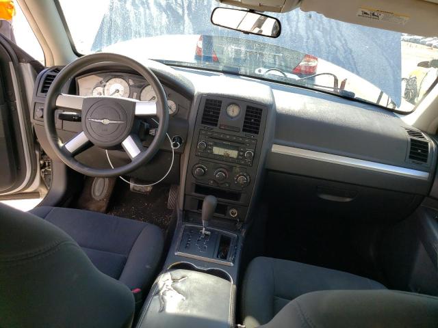 Photo 8 from auction – 2008 CHRYSLER 300 LX with VIN 2C3KA43R28H189317