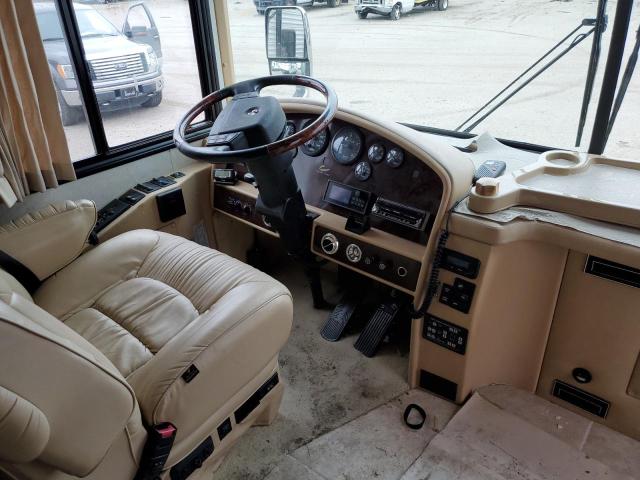 Photo 5 from auction – 2003 COUN COACH with VIN 4U7B8DY1731103117