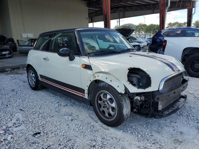 Photo 4 from auction – 2013 MINI COOPER with VIN WMWSU3C57DT679790