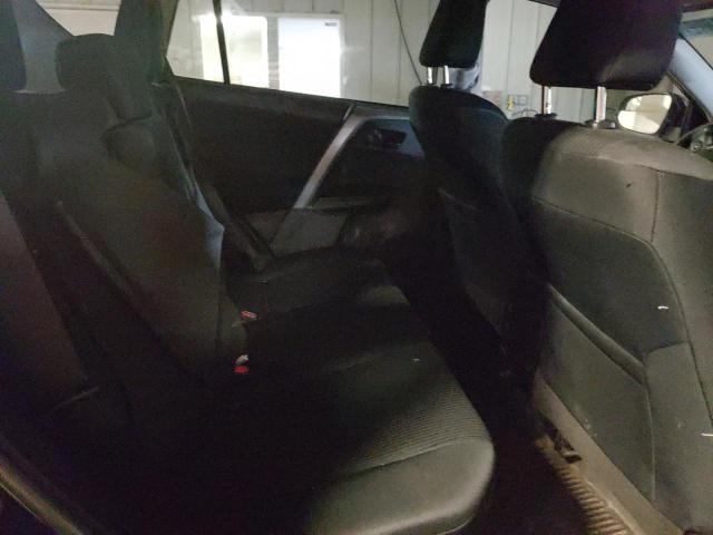 Photo 10 from auction – 2018 TOYOTA RAV4 LE with VIN 2T3ZFREV4JW445305
